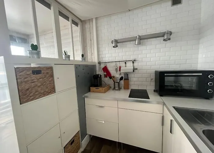 Hyper Centre Apartman *